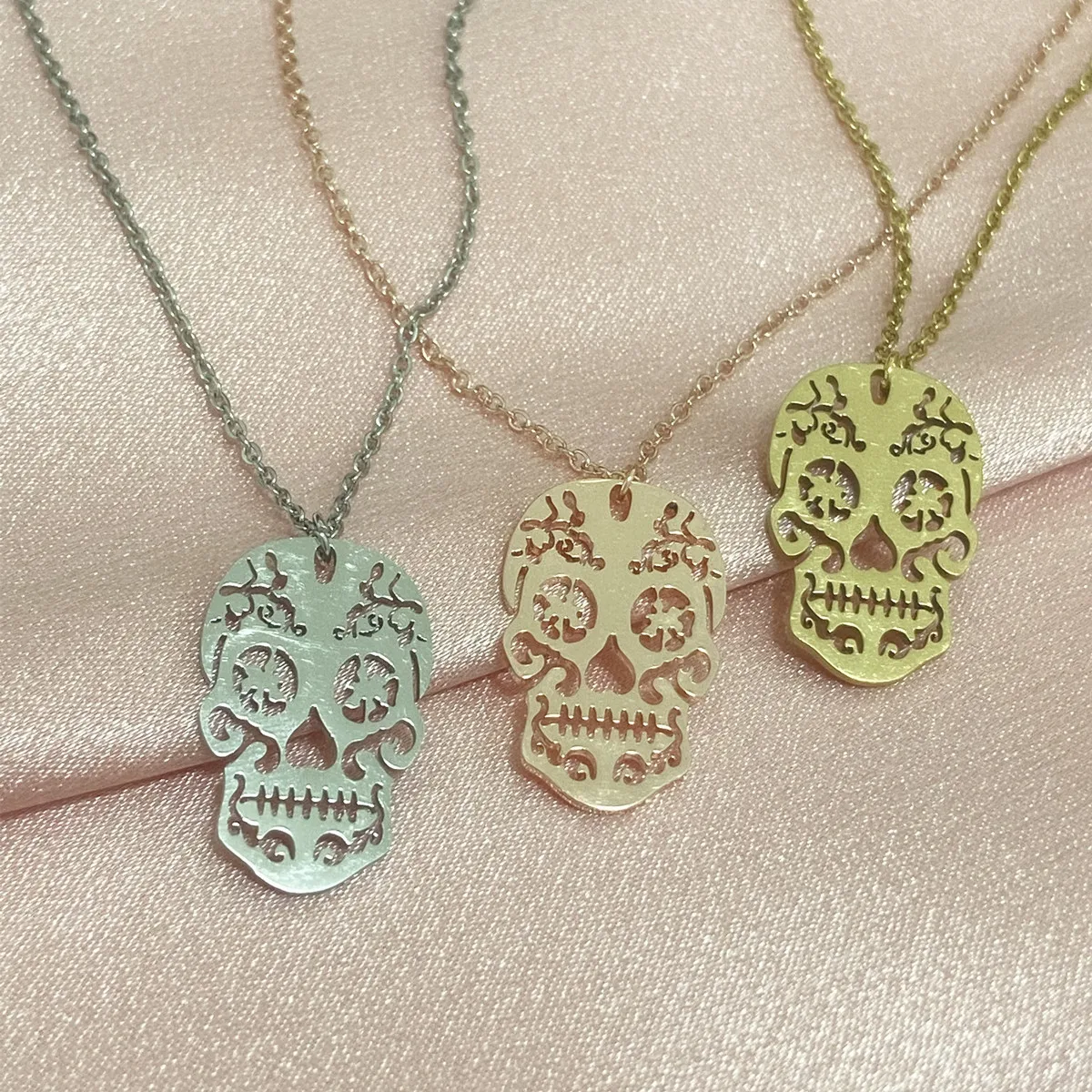Horror Halloween Skelett Schädel baumeln Gothic Choker Halskette für Frauen Männer hochwertige Edelstahl Glieder kette Halskette