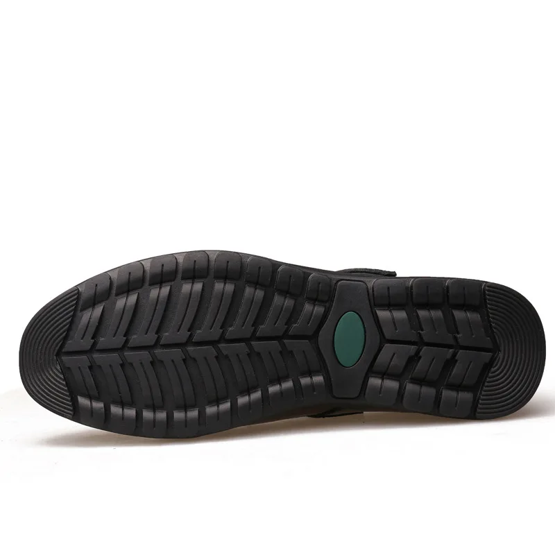 Mens Genuine Leather Sandals Summer Hollow Breathable Casual Shoes for Man Slip on Clogs Outdoor Non Slip Cowhide Leather Shoes