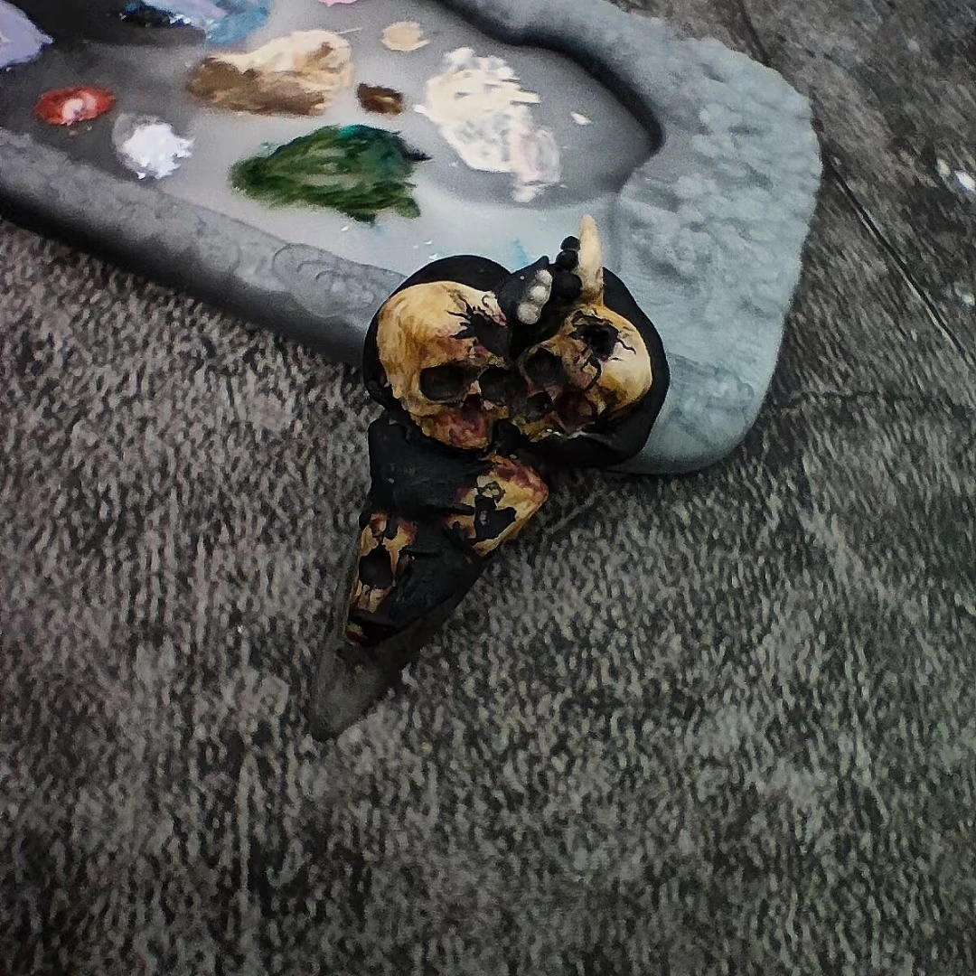 Description Picture 5 of item1pc Skull Heart  3D Acrylic Mold Nail Art Decorations  Nails DIY Design Silicone Decorated Halloween Templates Nails  Mold