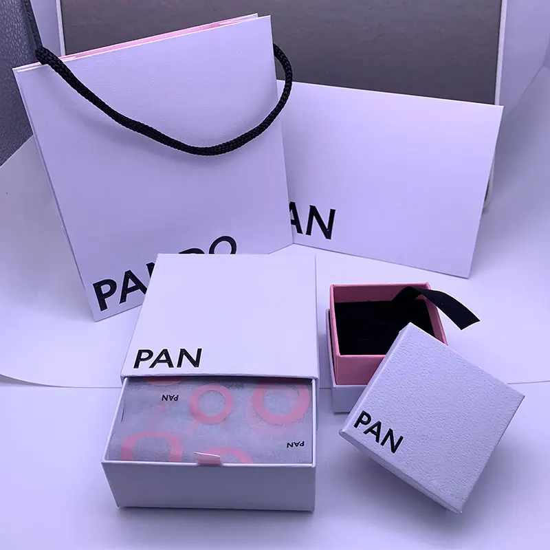 Factory direct sale Exquisite gift box suitable for pandora decorations