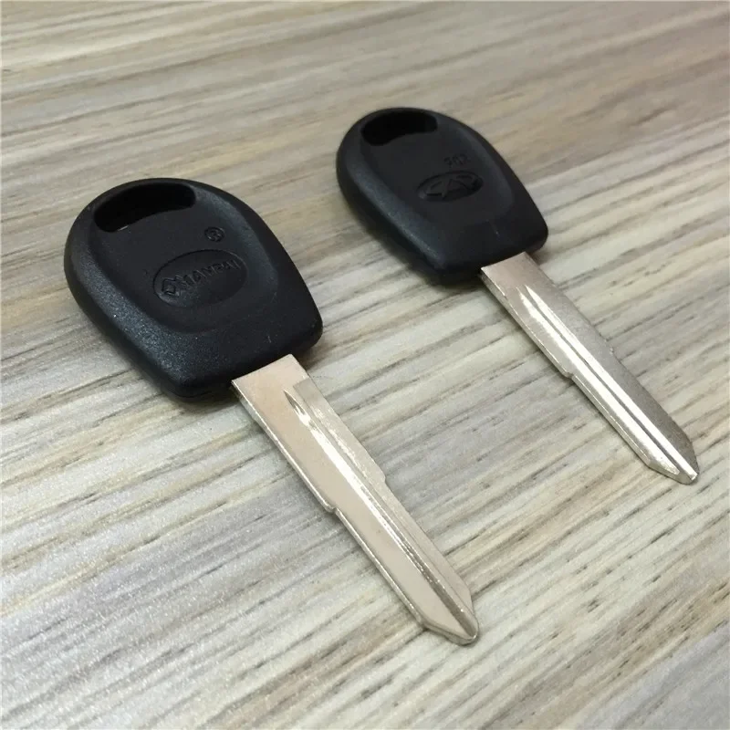 STARPAD for 4 generations Chery car ZQ468 key embryo supply key modification auto parts black shell Blanks