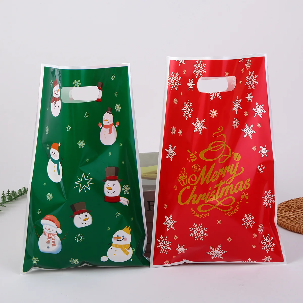 10/30 stücke Weihnachten Geschenk Taschen Cartoon Kunststoff Süßigkeiten Cookie Verpackung Tasche 2024 Navidad Dekoration für Home Kinder Neue jahr Geschenk 2025 – Detail 3