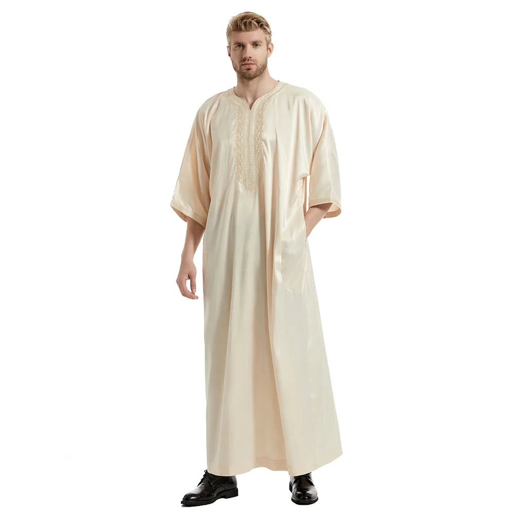 Amazon.com: Embroidery Muslim Dubai Robe Men Saudi Arab Thobe Islamic Kaftan  Long Gown Middle East Dress Clothes (Color : Blue, Size : XX-Large) :  Clothing, Shoes & Jewelry