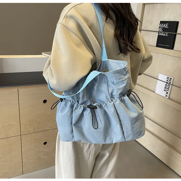 Large Capacity Tote Bag Fashion Shoulder Canvas Bag Work Commuting Bucket Bag