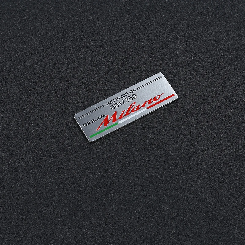 Alfa Romeo【新品未使用】オリジナルアイテムセット　5商品　＆　袋1つ For Alfa Romeo Giulia Stelvio Metal Milano 001/350 Stickers