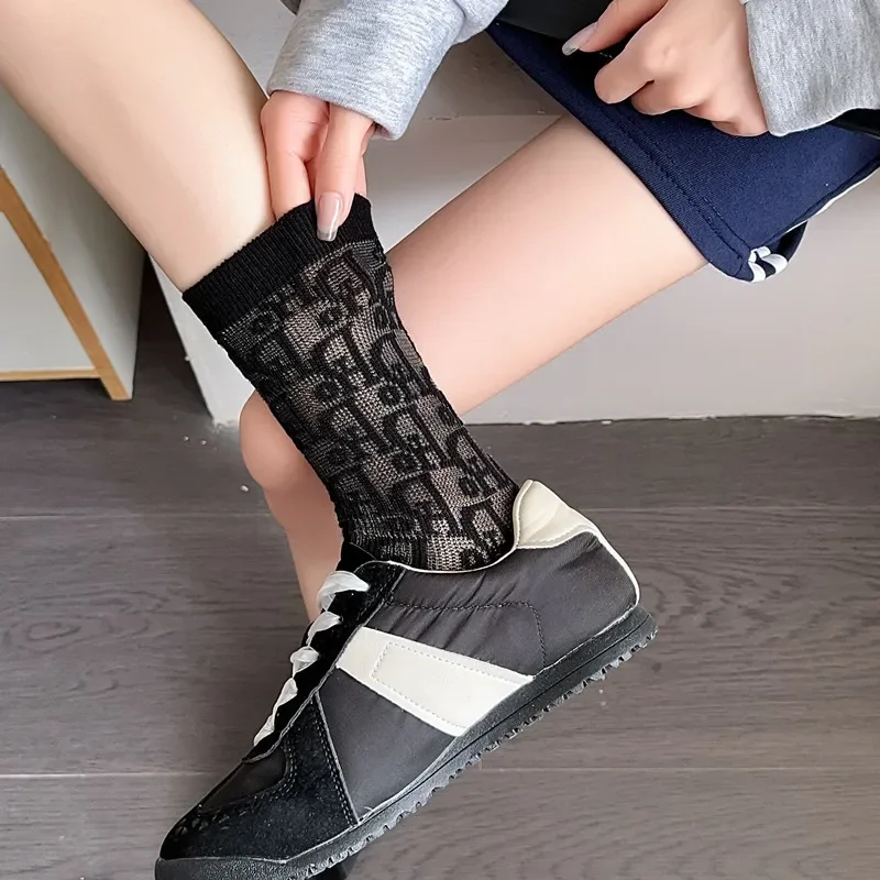 

3 Colors Luxury Wool Women Spring Warm Socks Solid Color Middle Tube Socks Breathable Casual Women's Socks White Black Dark Blue