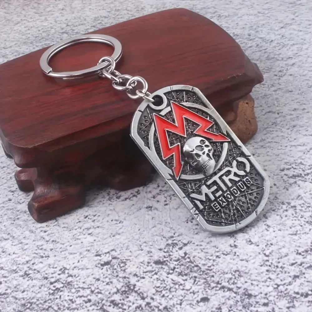 Subway Escape Skeleton Keychain Metal Keychain Cosplay Accessories