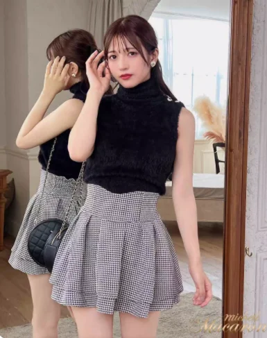 Japanese Style Simple Woman Radian Waistline Slimming Leg-Shaping Short Black Skirt for Women Streetwear Woman Culottes Skirts 6
