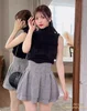 Japanese Style Simple Woman Radian Waistline Slimming Leg-Shaping Short Black Skirt for Women Streetwear Woman Culottes Skirts 6