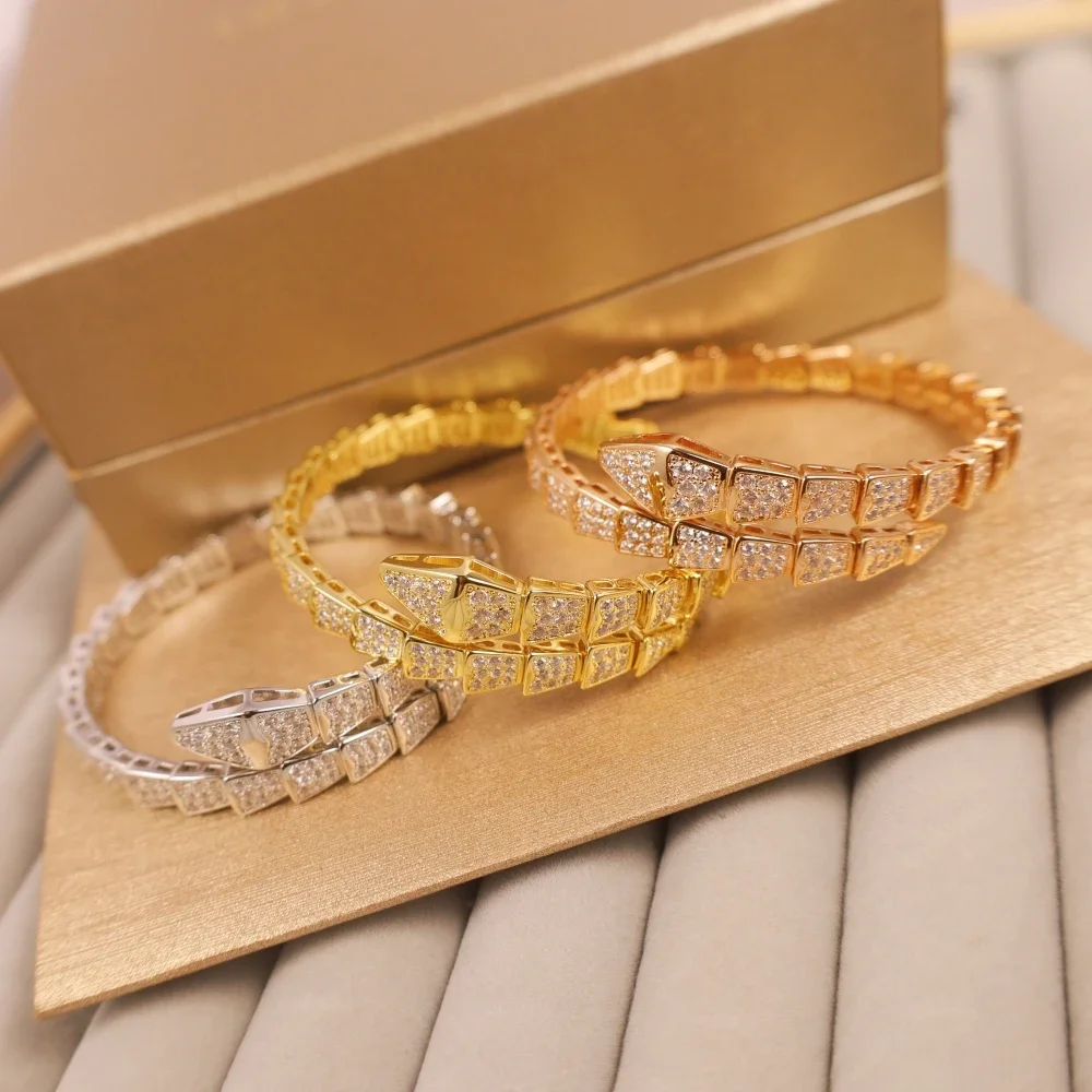

ZY New 925 sterling silver inlaid diamond snake head elastic snake bone bracelet, classic fashion brand banquet luxury jewelry