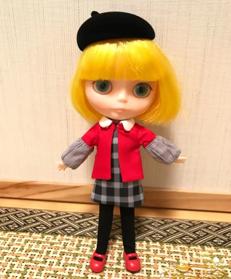 MOLLY Little Painter Set BJD Doll with Blyth Girl Figure