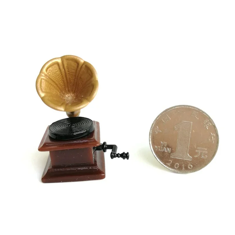 1:12 Furniture Mini Accessories Ultra-compact Retro Phonograph Record Player With Record DIY Miniature Doll House 4
