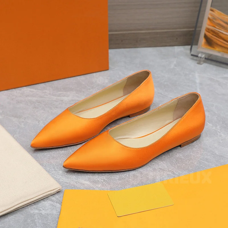 

Ladies Flat Shoes Summer 2024 Walk Show New Style Pointy Toe Silk Material Women Shoes Full Of Sophistication Loafers