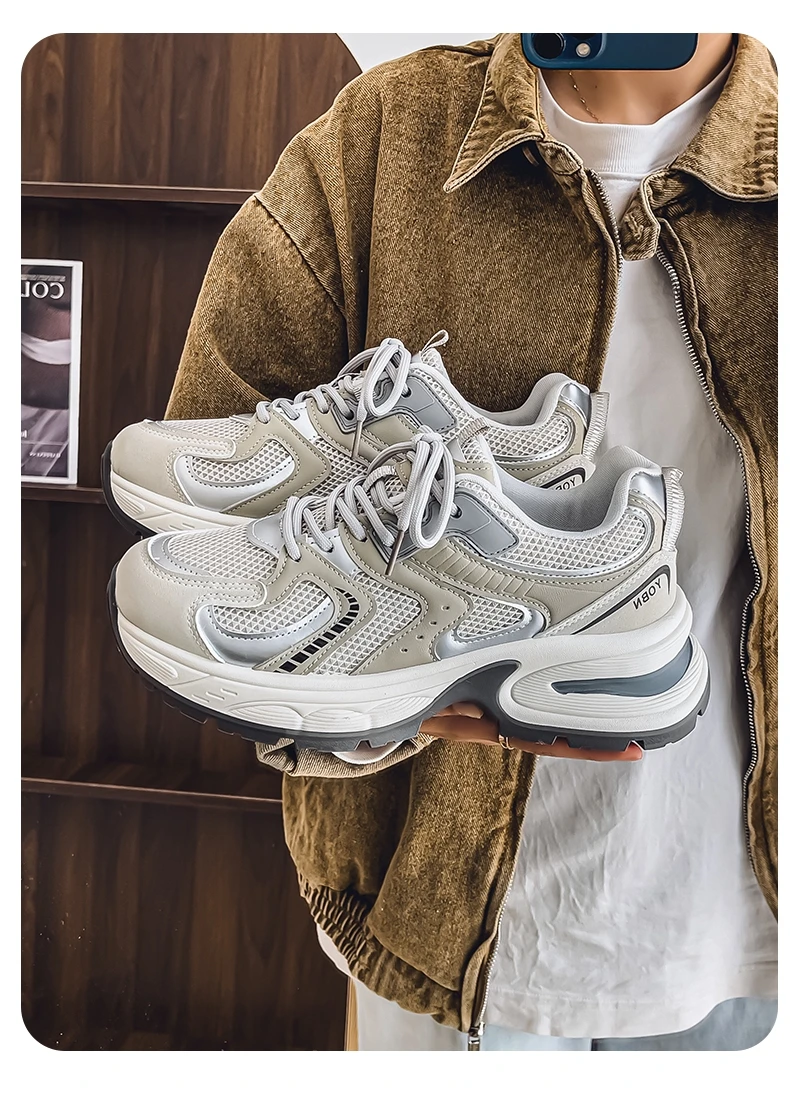 Athletic women's sneakers - image 18
