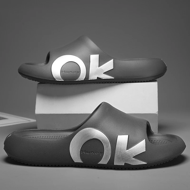 

Fashion Indoor Outdoor Men Slippers Beach Sandals Soft Thick Sole Slides New Casual Shoes Mens Flip-flops Home Slippers Slides