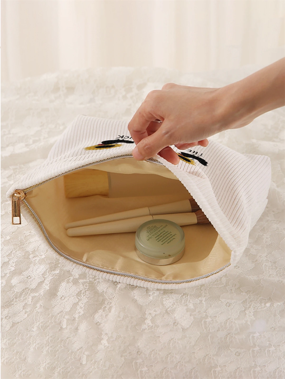 1pc hen and floral printed corduroy makeup bag, lightweight zipper makeup storage box, multifunctional bag with lining