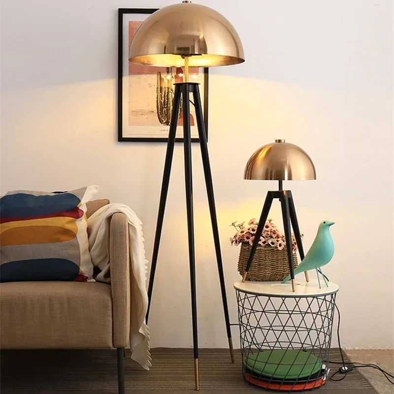 Luxury Retro Tripod Floor Lamp with Gold Mushroom Shade for Living