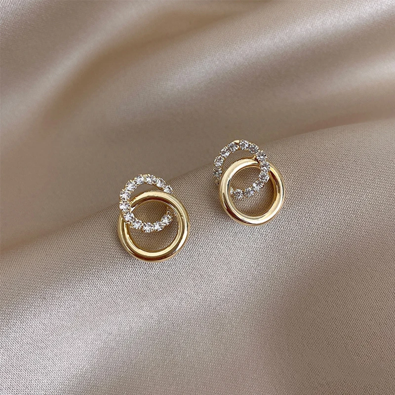 

Korean Simple Double Circle Gold Color Metal crystal Stud Earrings For Women Fashion Exquisite Jewelry Best Friend Gifts