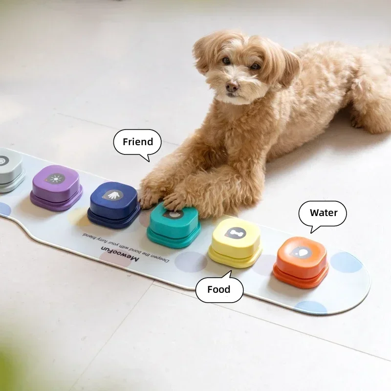 

Pet Toys Dog Buttons for Communication Voice Recording Button Pet Training Buzzer Recordable Talking Button with Mat Puppy Toys