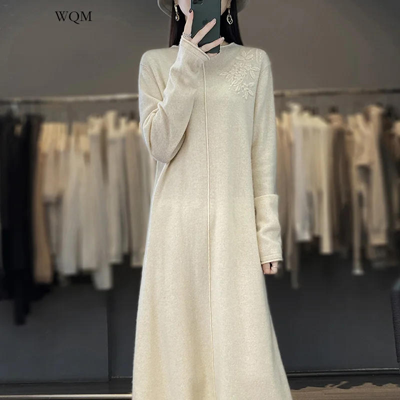 

Luxury High-end Women's Embroidered Wool Knitted Dress Solid Long Loose Thin Warm Base A-line Skirt Neck Embroidered Long Dress