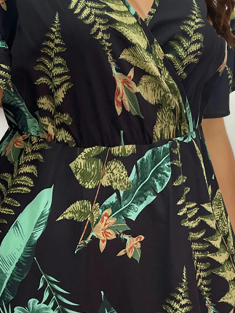 Рисунок 5 - Женское платье-трапеция с рукавом-бабочкой