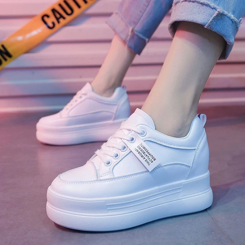 white colour ki shoes