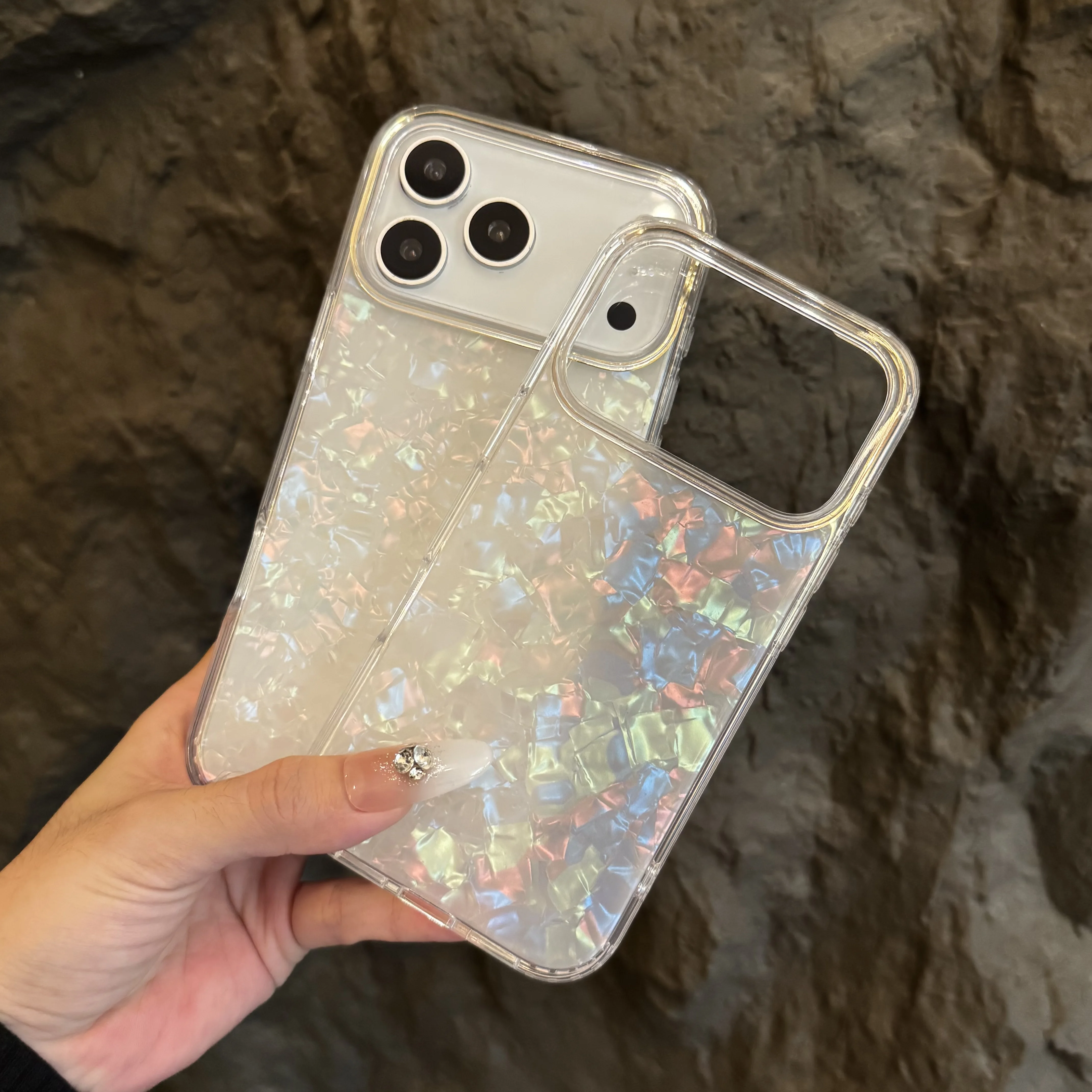 Elegant Shell Pattern Laser Phone Case - Shockproof Bumper Cover