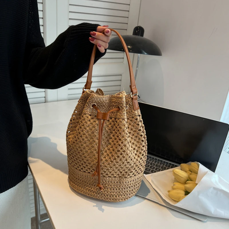 Summer Straw Shoulder Bags Drawstring Women's Straw Bucket Bag Purse Raffia Woven Straw Handbags Casual Tote Beach Crossbody Bag