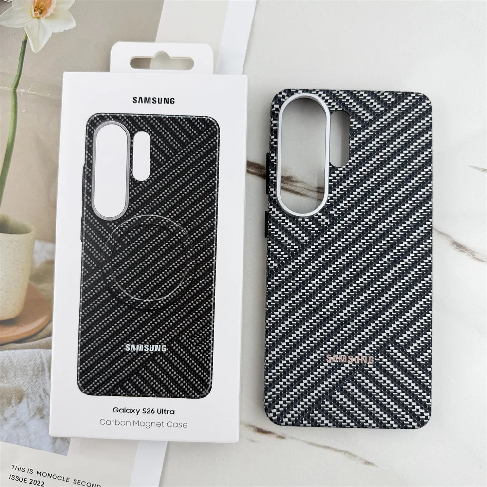 Ultra Thin Carbon Fiber Texture Magnetic Case with Alloy Lens Protection