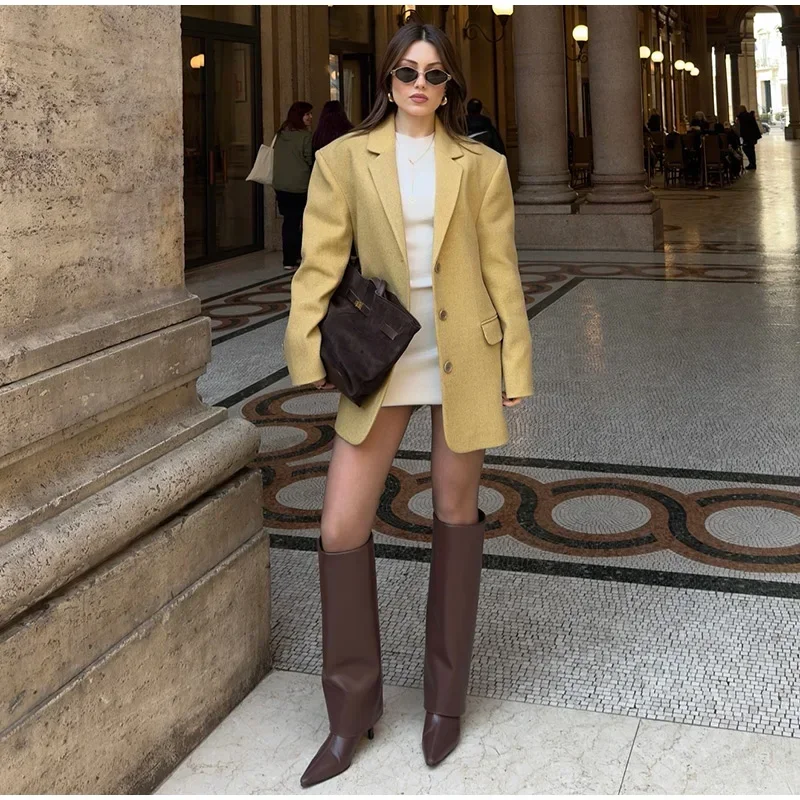 Elegante blazer amarillo para mujer, chaqueta de traje de manga larga con solapa holgada y botonadura sencilla, primavera 2025, prendas de vestir exteriores para dama de calle alta