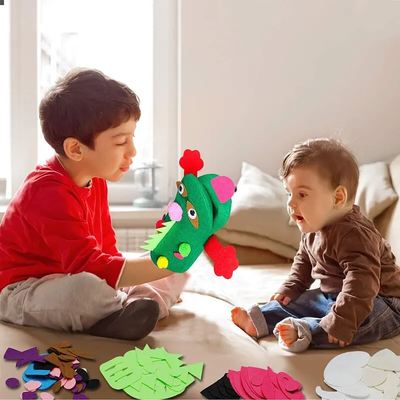 12Pcs Hand Puppet Making Kit for Kids Art Craft Felt Sock Puppet Toys Handicraft Creative DIY Storytelling Role Play Supplies