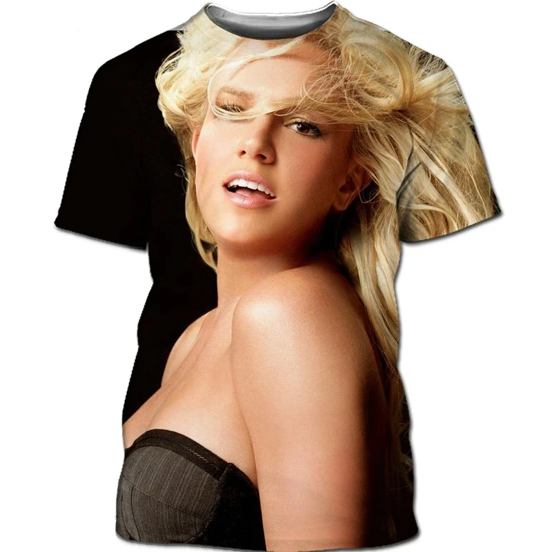 Рисунок 2 - Футболка Singer Britney Louise3D с принтом