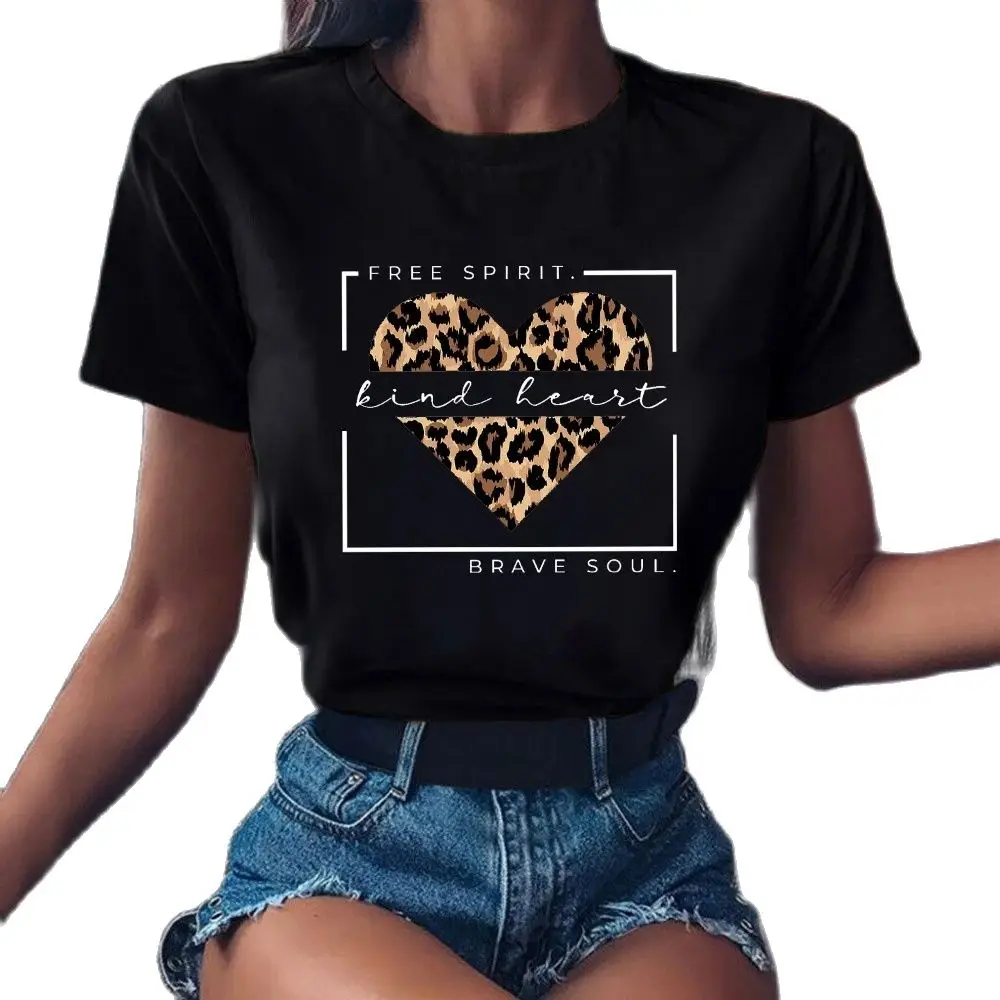 

Женская футболка с коротким рукавом и принтом «Love Lips»