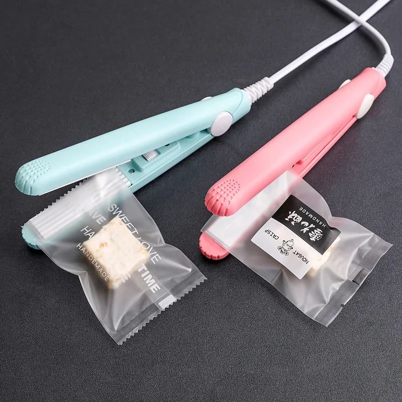 Mini Flat Iron For Travel Hair Straightener Small Portable Straightening Iron Ceramic Women Men Quick Easy Short Hair Styling 5
