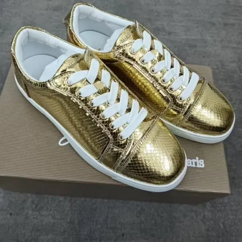 

Fashion Low Cut Mens Luxury High Quality Trainers Driving Spiked Gold Snake Genuine Leather No Rivets Flats Sneakers Shoes