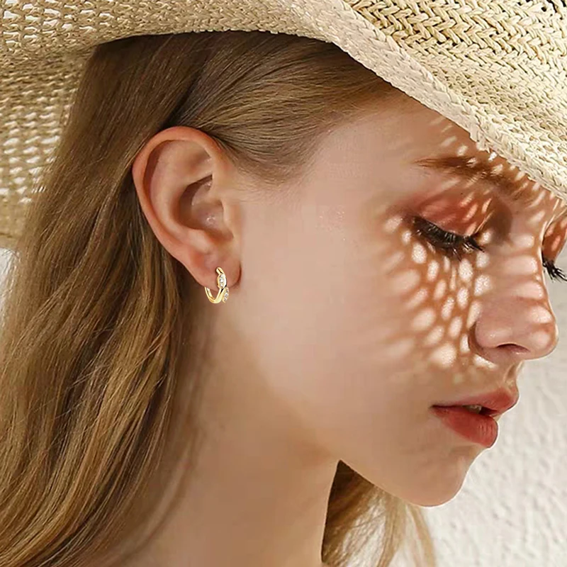 Lngy ̻糪Ʈ Ͱ,     Ͱ,  ûҳ 925 Ǿ  