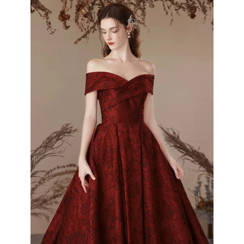 

Burgundy Off Shoulder Printed Satin Prom Dress Bride Engagement Dress Elegant Floor Length Formal Occasion Gown Customized