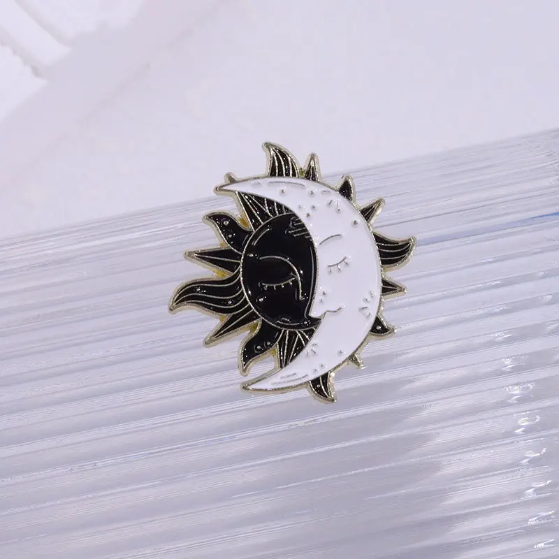 Moon Sun Tarot Enamel Brooch Pin - Punk Gothic Cartoon Style, Kawaii Accessory For Jackets & Bags