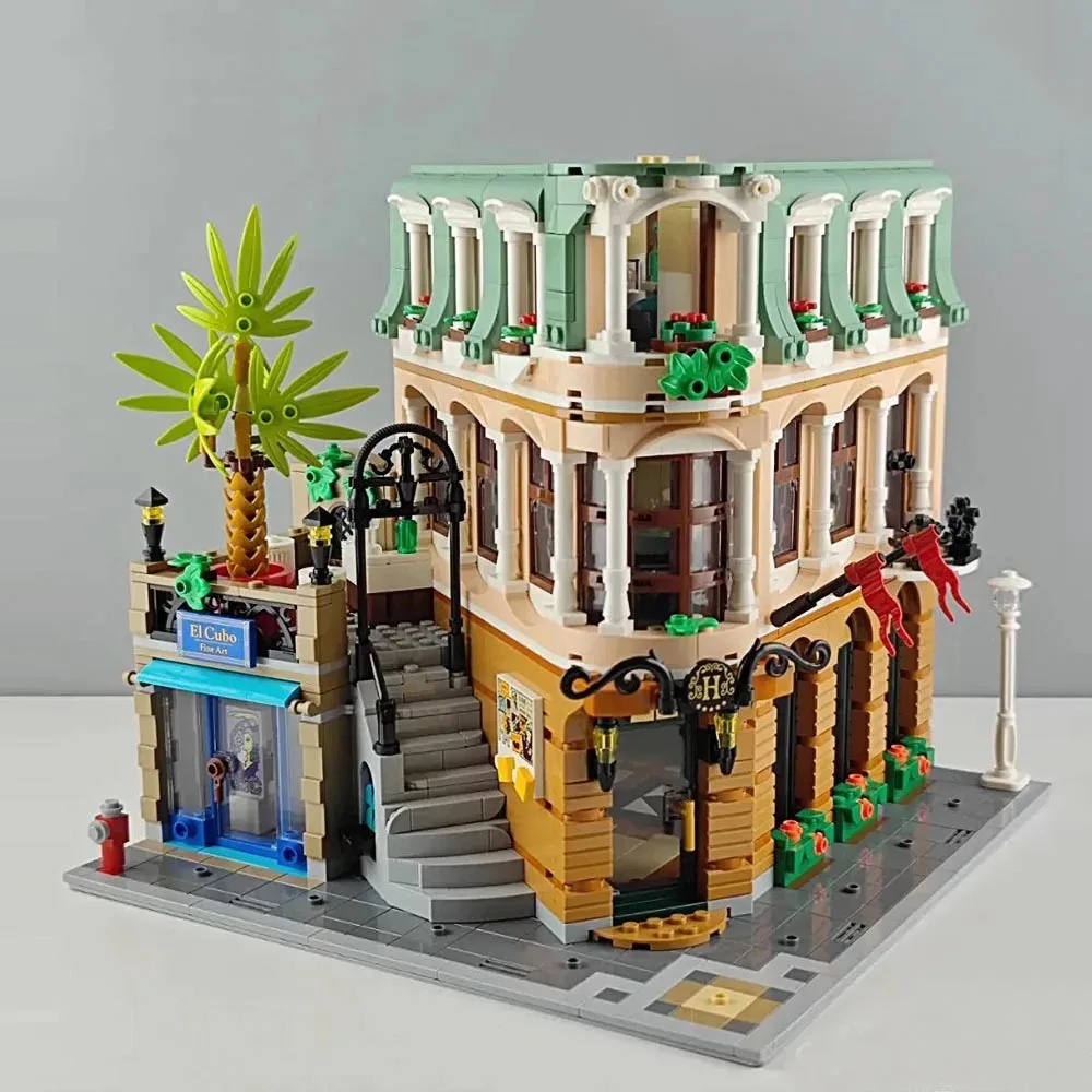 Building Block Toys Miniso Disney Creative Expert 10297 Boutique Hotel Model Modular Houses for Children Adults Gifts