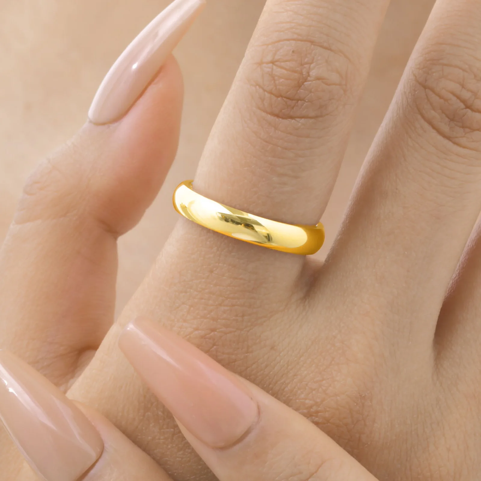 Prjewel Goldfarbener Ehering aus Edelstahl, 4 mm, US-Größen 6, 7, 8, 9, runde Ringe, Geschenk für Damen, minimalistische Ringe für Frauen – Detail 3