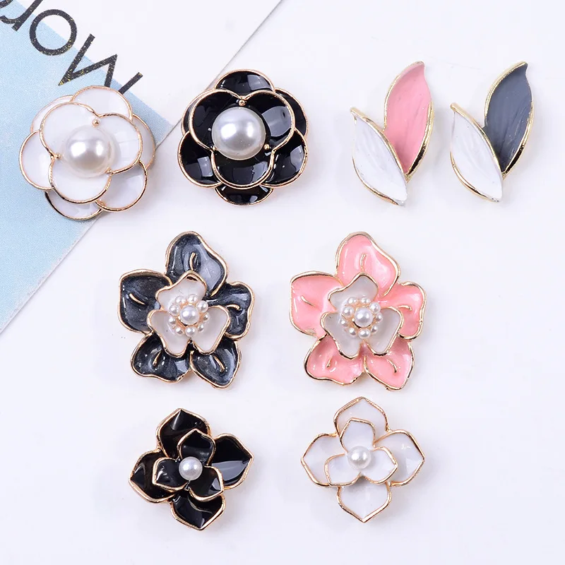 

50pcs Gold color New fashion Alloy Material Enamel Flower Leaf charm Pearl Flower for DIY Handmade Jewelry Making wholesale