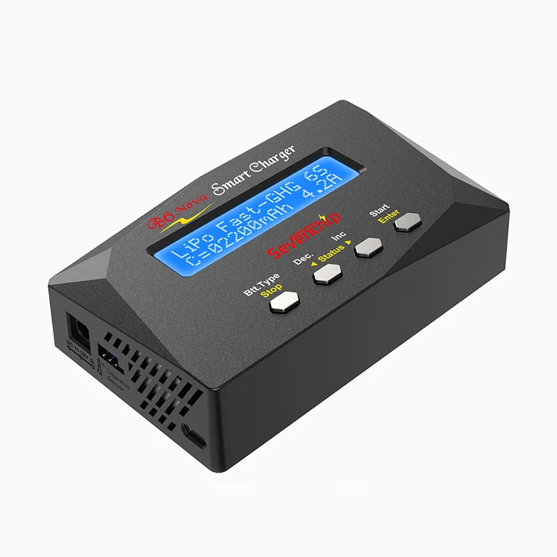 Chargeur intelligent B6 pour batteries de drone branché sur une batterie LiPo 3S
