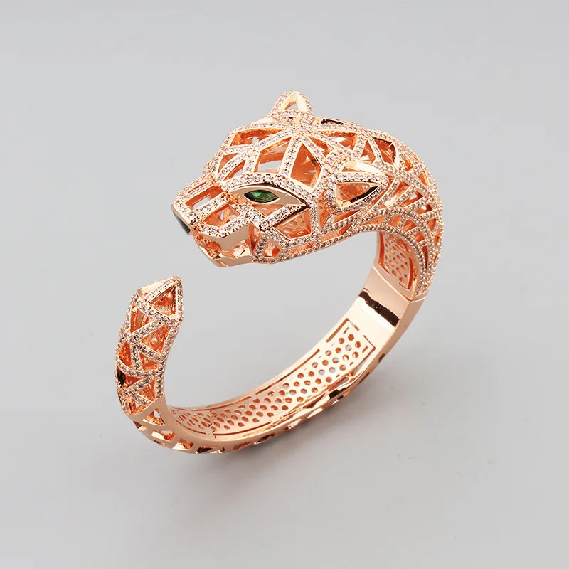 مصمم مجموعة نمط مجموعات المجوهرات النساء سيدة مطعم...