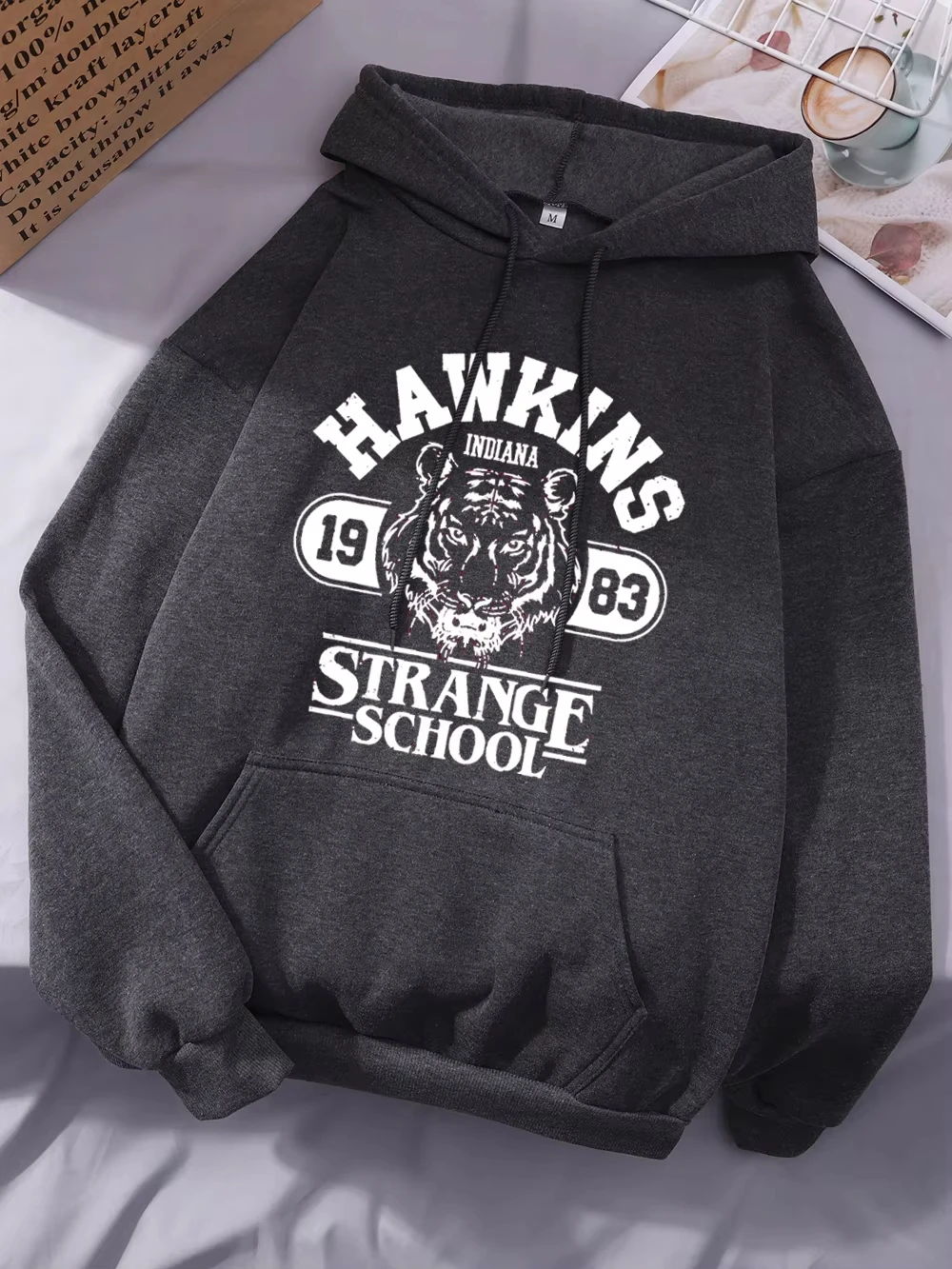 Hawkins Strange School 1983 Drucke Hoodies Damen Winter Fleece Warmes Sweatshirt Basic Loose Pocket Pullover Street Woman Kleidung – Detail 9