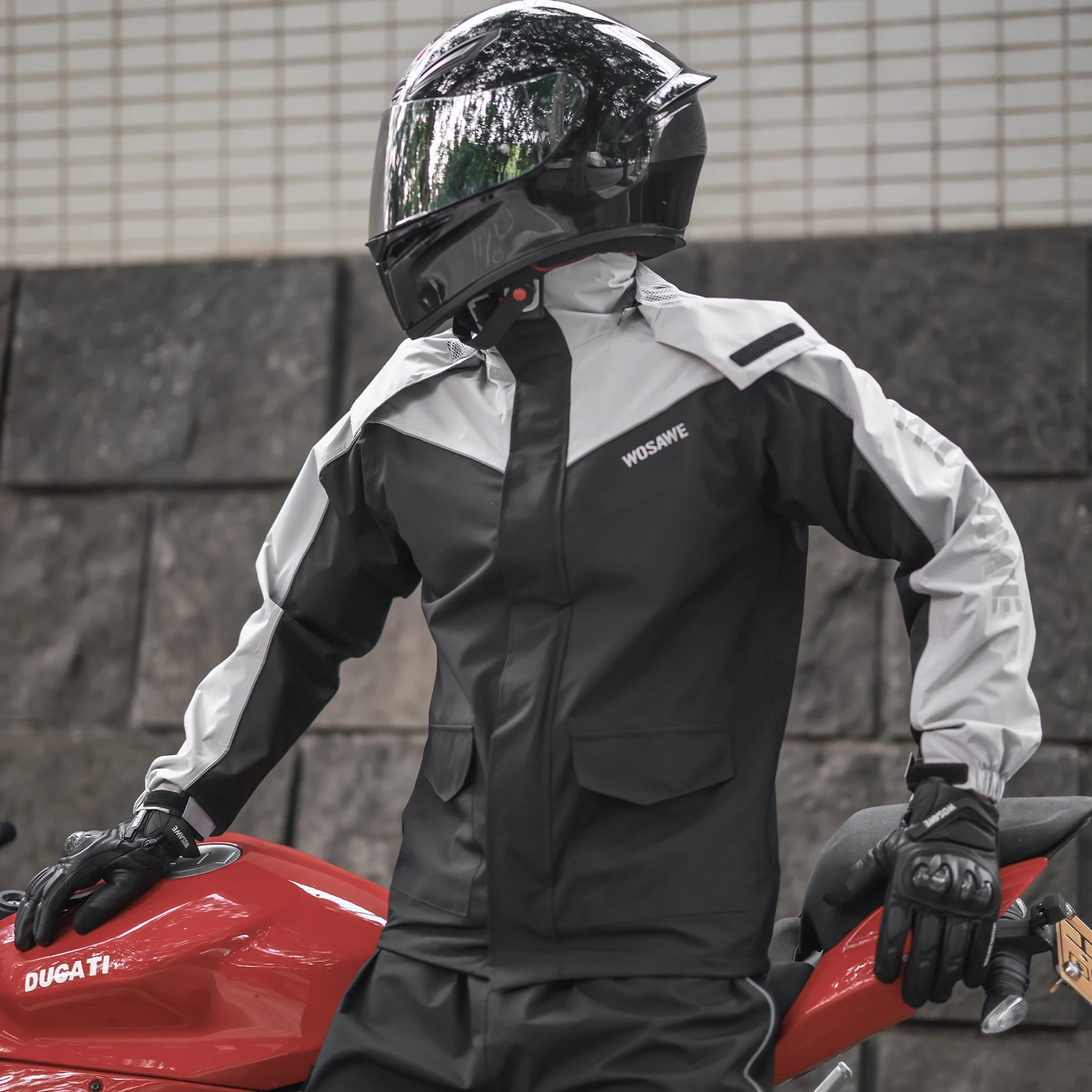 WOSAWE Motorcycle Rainsuit Waterproof Split Raincoat Suit Cycling Motorbike Jacket and Pants Lightweight Windproof Reflective