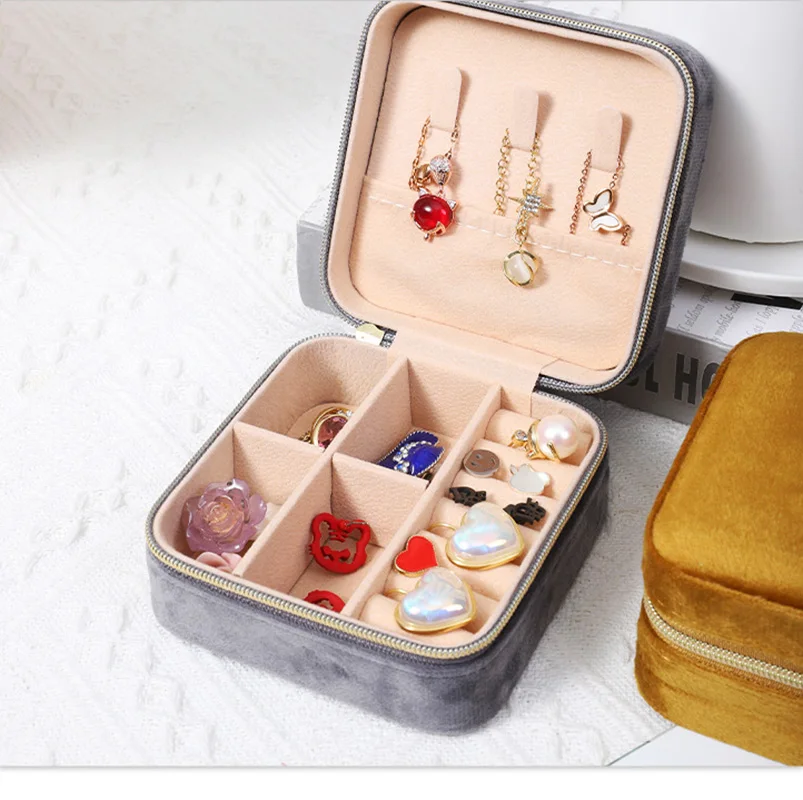 Velvet Jewelry Box Travel Portable Jewel Organizer Display Packaging Pendant Earring Ring Jewelry Storage Fashion Zipper Case