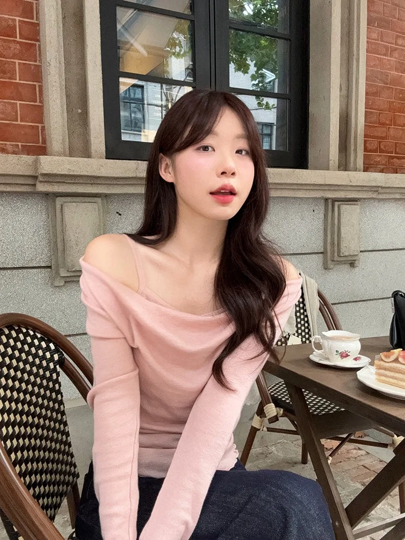 Fake Two-piece Off Shoulder Long Sleeve T-shirt Women's Sexy Slash Neck Flare Sleeve Base Shirt Top Autumn Casual Slim Fit Tops