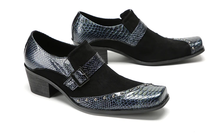 Herrenschuhe aus echtem Rindsleder, quadratische Zehenpartie, dicker Absatz, mit Nieten verziert, individuell gestaltbar, luxuriöses Schuhwerk für festliche Anlässe. – Detail 25