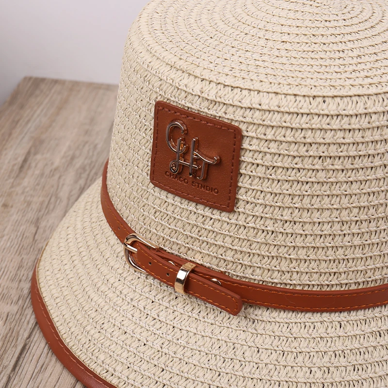 Eleganter Vintage-Mode-Zylinder mit atmungsaktiver, lässiger Gürtelschnalle, vielseitiger flacher Strandurlaubshut für stilvolle Outfits_voghion.com