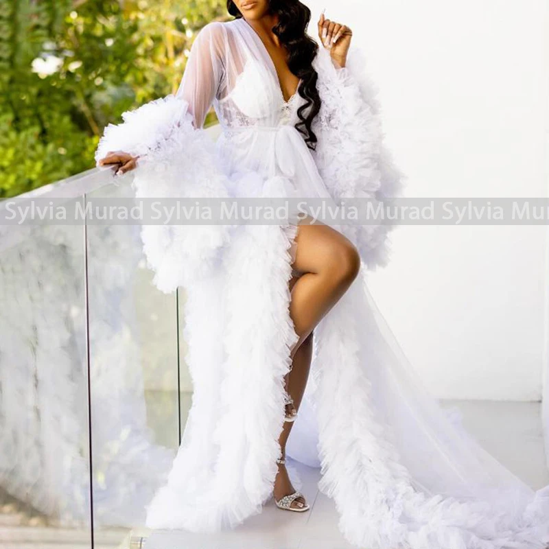 

Gorgeous Tiered A Line Wedding Dress Robes Shower Sheer Long Sleeves Deep V Neck White Tulle Bridal Dresses For Women